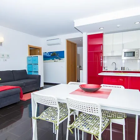 Turisticos Rocha Tower-lk Apartment Portimao